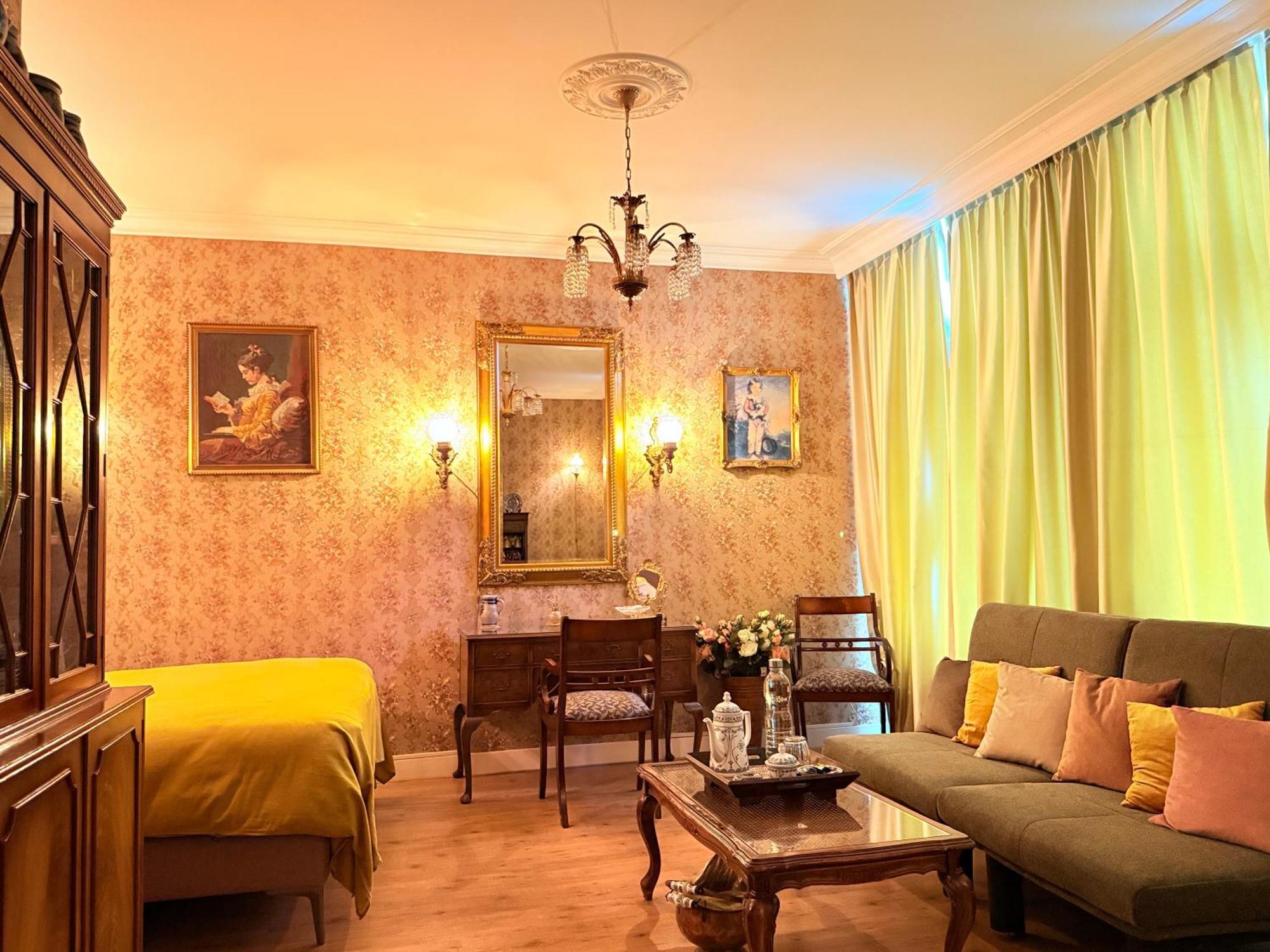 Luxurious Classical Dutch Styled Room In City Centre Of The Hague - Home Stay エクステリア 写真
